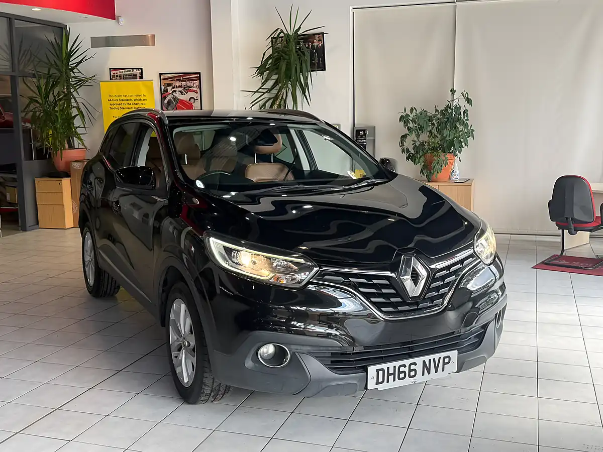 Used 2017 Renault Kadjar Dynamique Nav Black - Interior and Exterior details 2
