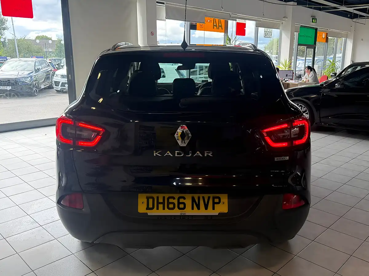 Used 2017 Renault Kadjar Dynamique Nav Black - Interior and Exterior details 8