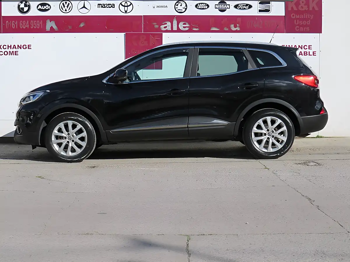 Used 2017 Renault Kadjar Dynamique Nav Black - Interior and Exterior details 5