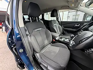 Used 2017 Renault Kadjar Dynamique Nav Blue - Interior and Exterior details 12