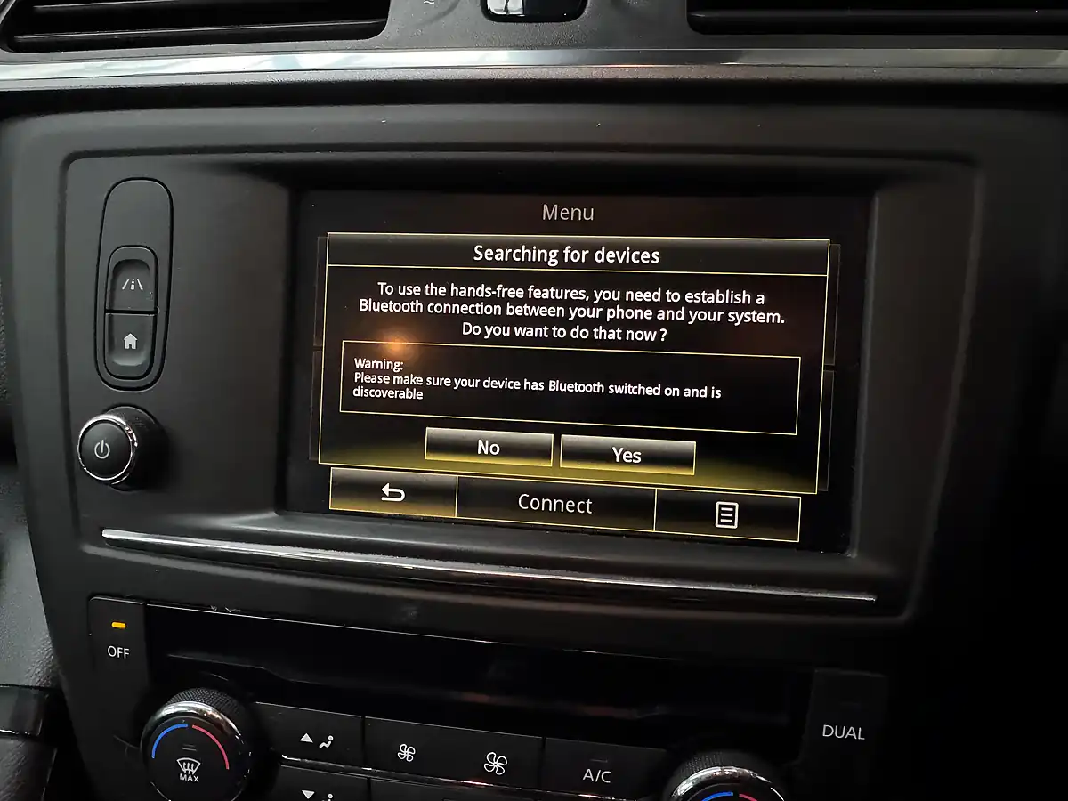 Used 2017 Renault Kadjar Dynamique Nav Diamond Black - Interior and Exterior details 15