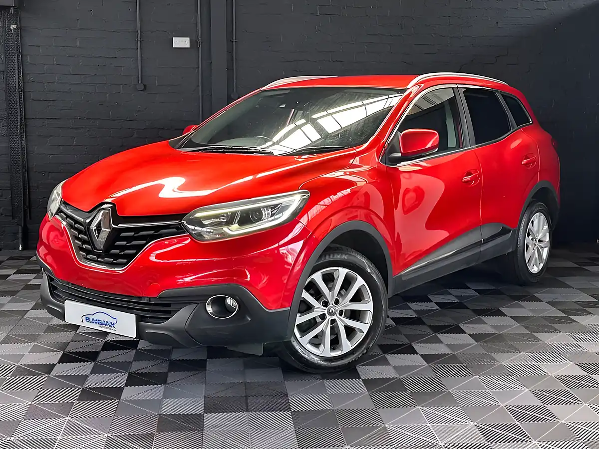 Used 2017 Renault Kadjar Dynamique Nav Flame Red - Front View