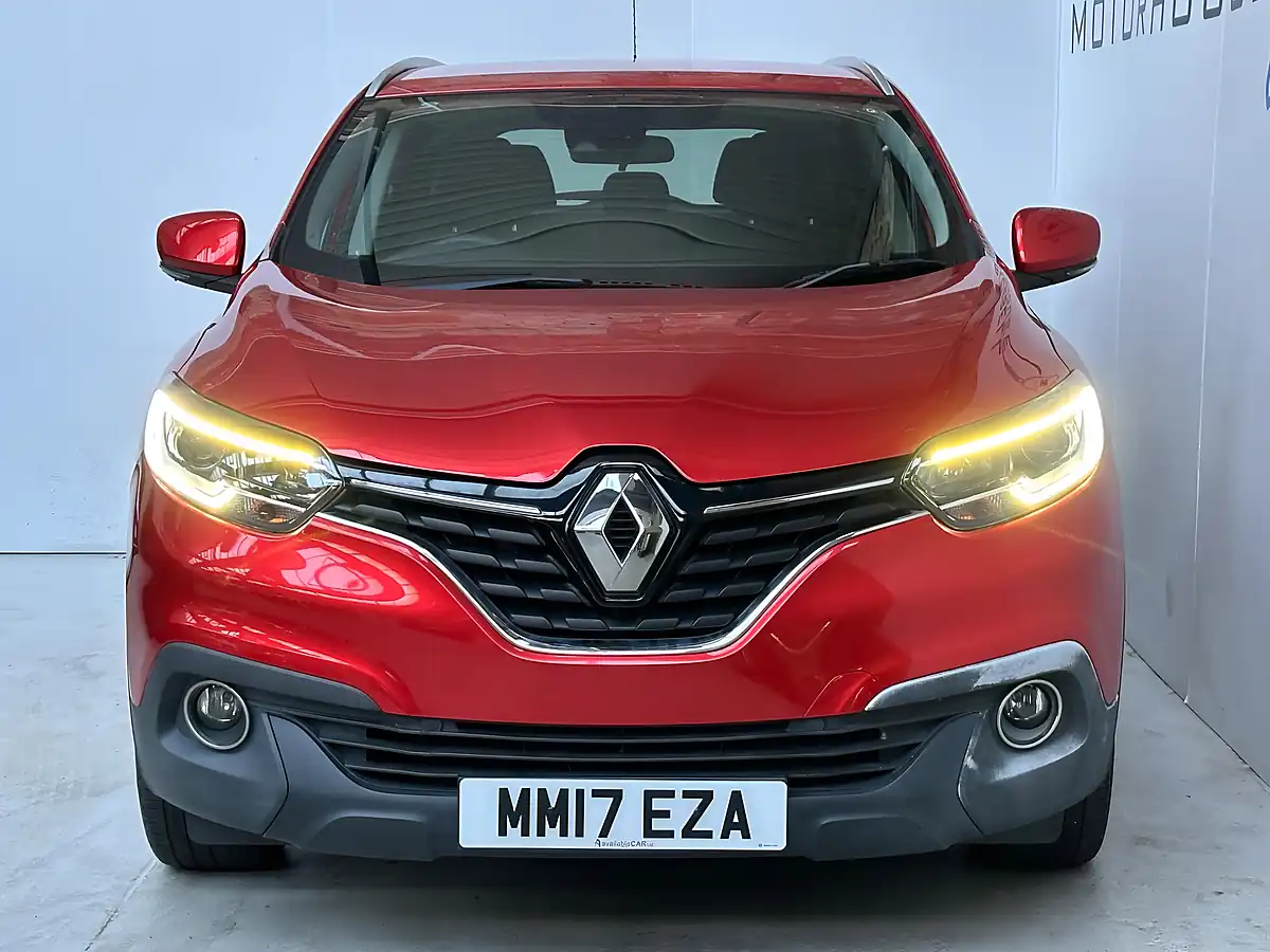 Used 2017 Renault Kadjar Dynamique Nav Flame Red - Interior and Exterior details 2