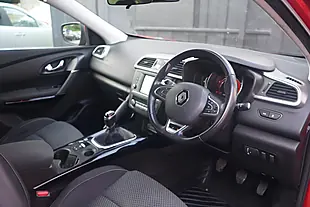 Used 2017 Renault Kadjar Dynamique Nav Flame Red - Interior and Exterior details 13