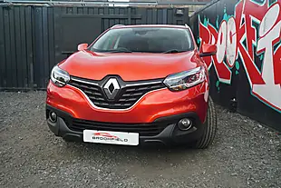 Used 2017 Renault Kadjar Dynamique Nav Flame Red - Interior and Exterior details 5