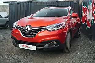 Used 2017 Renault Kadjar Dynamique Nav Flame Red - Interior and Exterior details 6