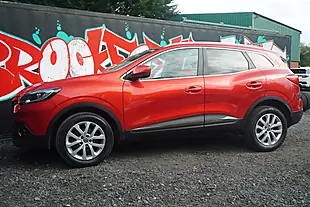 Used 2017 Renault Kadjar Dynamique Nav Flame Red - Interior and Exterior details 8