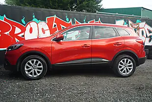 Used 2017 Renault Kadjar Dynamique Nav Flame Red - Interior and Exterior details 9