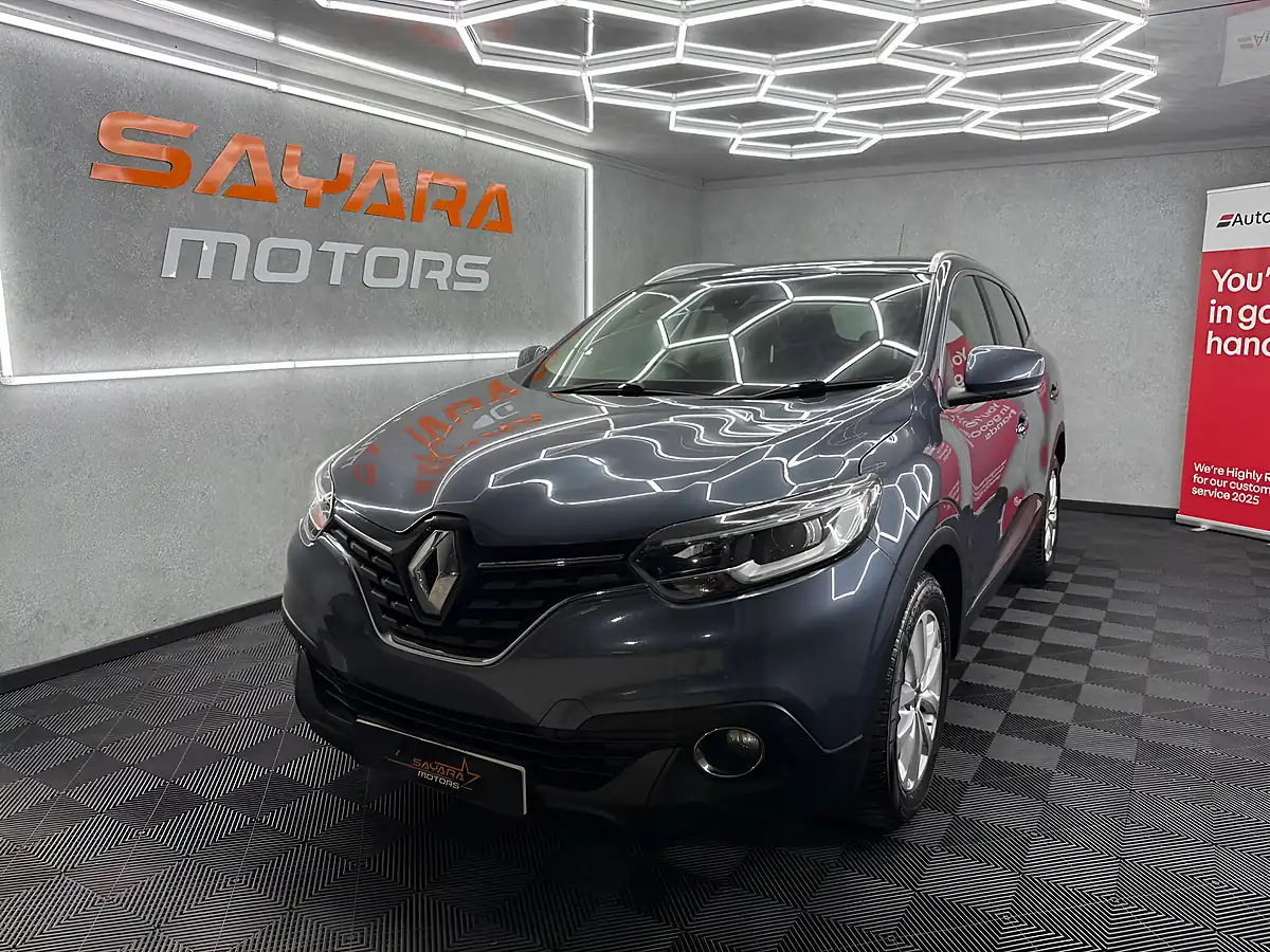 Used 2017 Renault Kadjar Dynamique Nav Grey - Interior and Exterior details 4