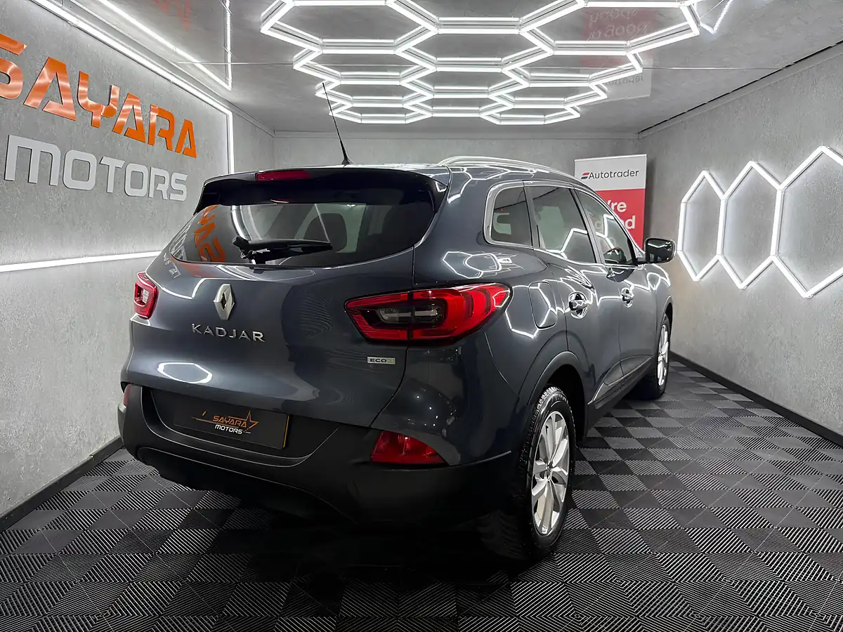 Used 2017 Renault Kadjar Dynamique Nav Grey - Interior and Exterior details 9