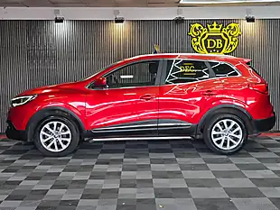 Used 2017 Renault Kadjar Dynamique Nav Red - Interior and Exterior details 6