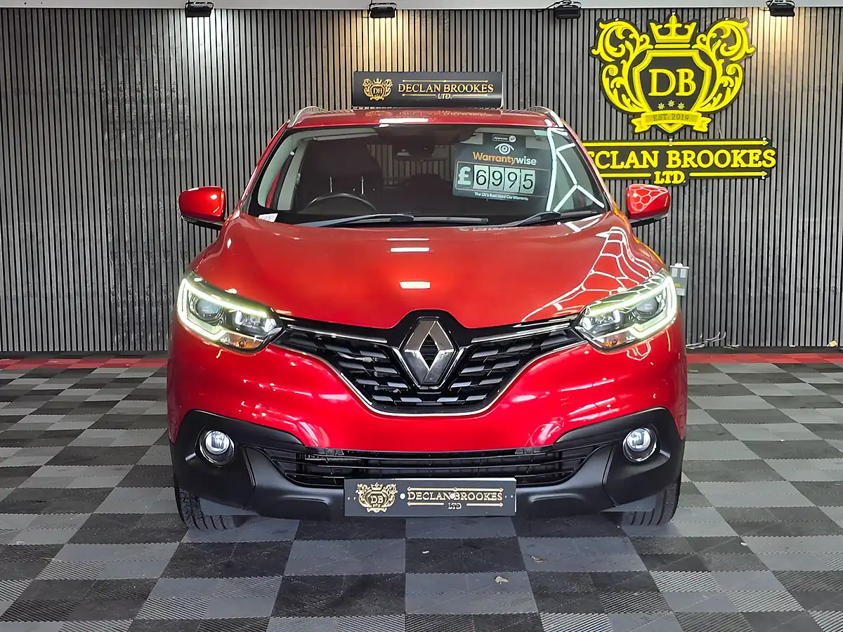 Used 2017 Renault Kadjar Dynamique Nav Red - Interior and Exterior details 8