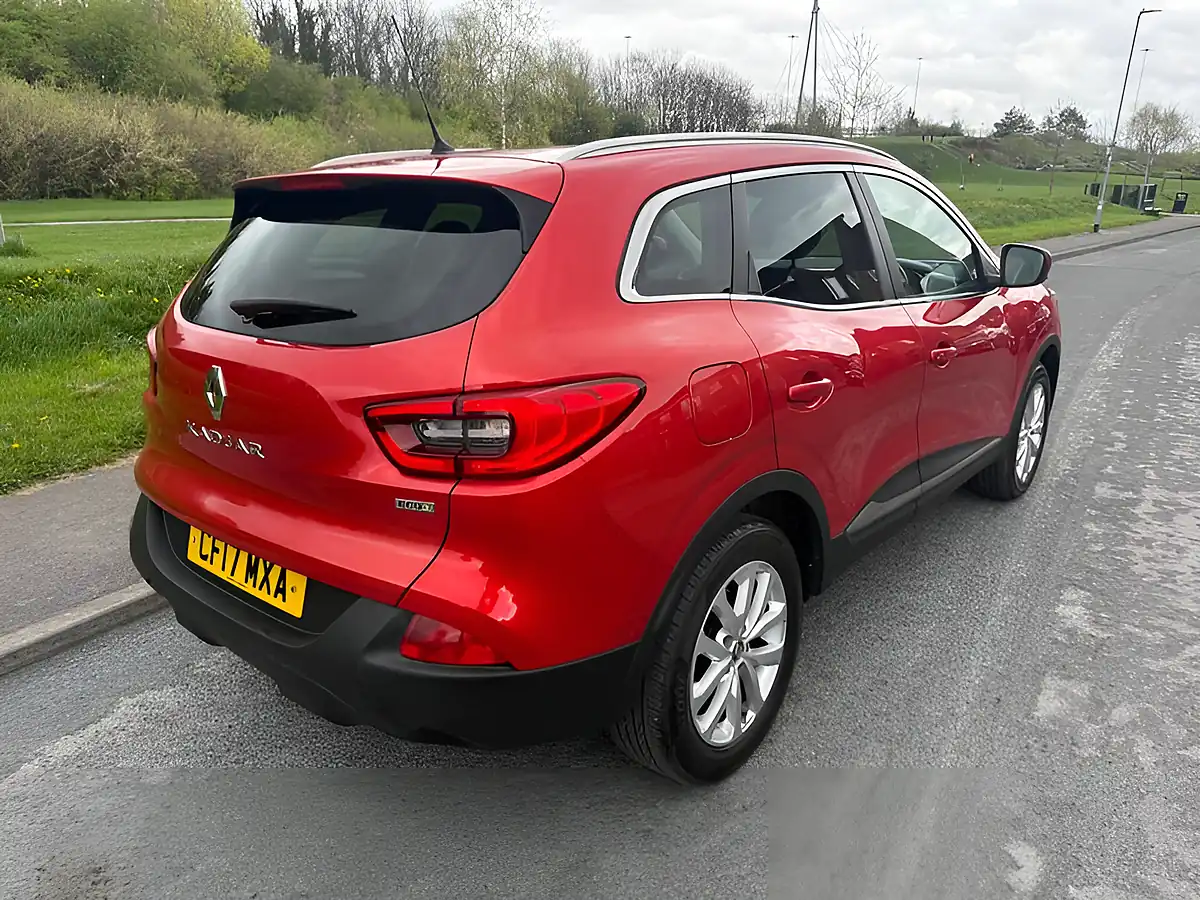 Used 2017 Renault Kadjar Dynamique Nav Red - Interior and Exterior details 2