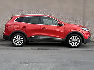 Used 2017 Renault Kadjar Dynamique Nav Red - Interior and Exterior details 3