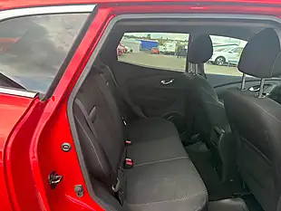 Used 2017 Renault Kadjar Dynamique Nav Red - Interior and Exterior details 11