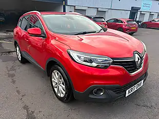 Used 2017 Renault Kadjar Dynamique Nav Red - Interior and Exterior details 3