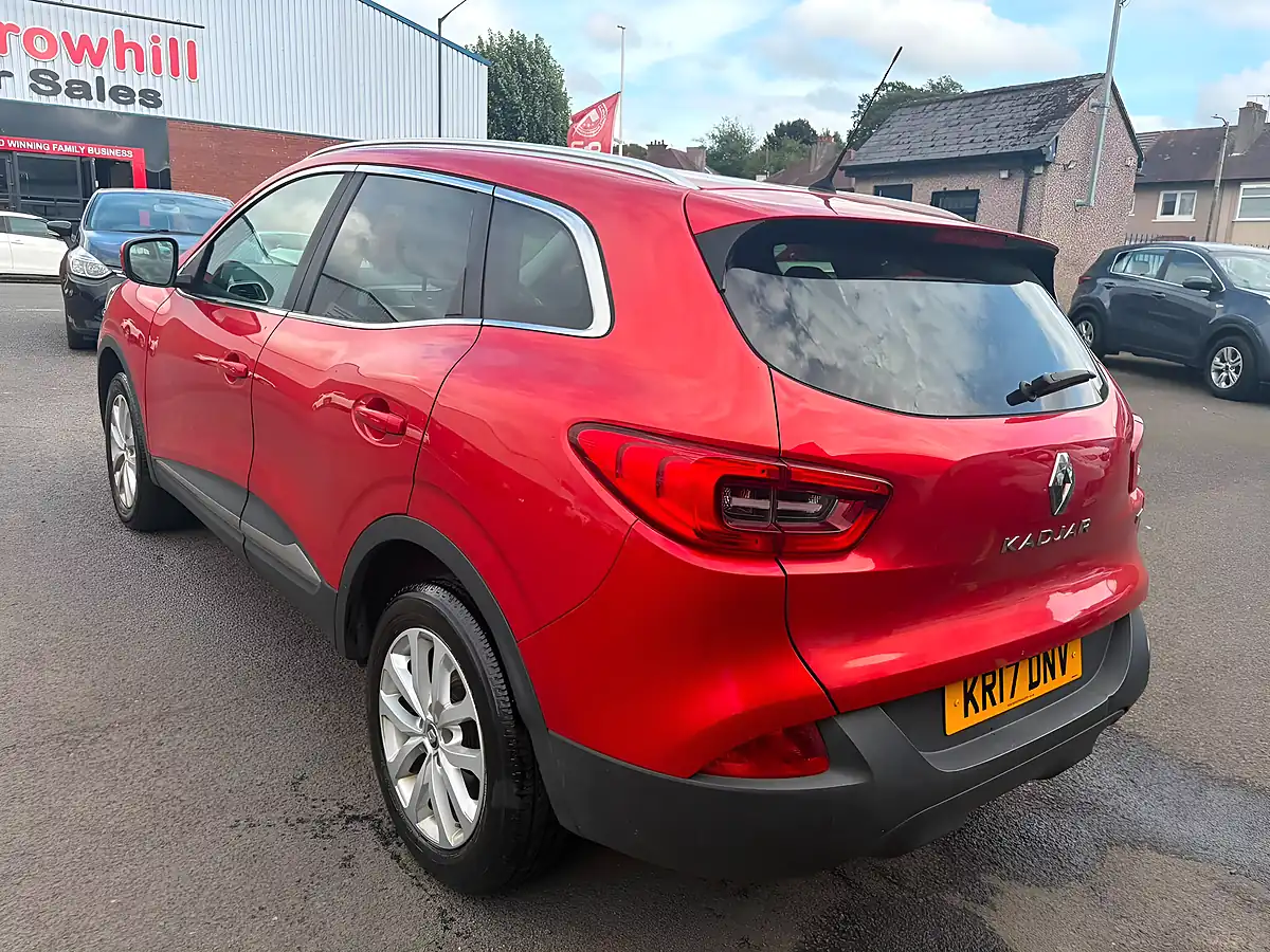 Used 2017 Renault Kadjar Dynamique Nav Red - Interior and Exterior details 6