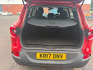 Used 2017 Renault Kadjar Dynamique Nav Red - Interior and Exterior details 9