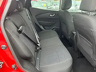 Used 2017 Renault Kadjar Dynamique Nav Red - Interior and Exterior details 7