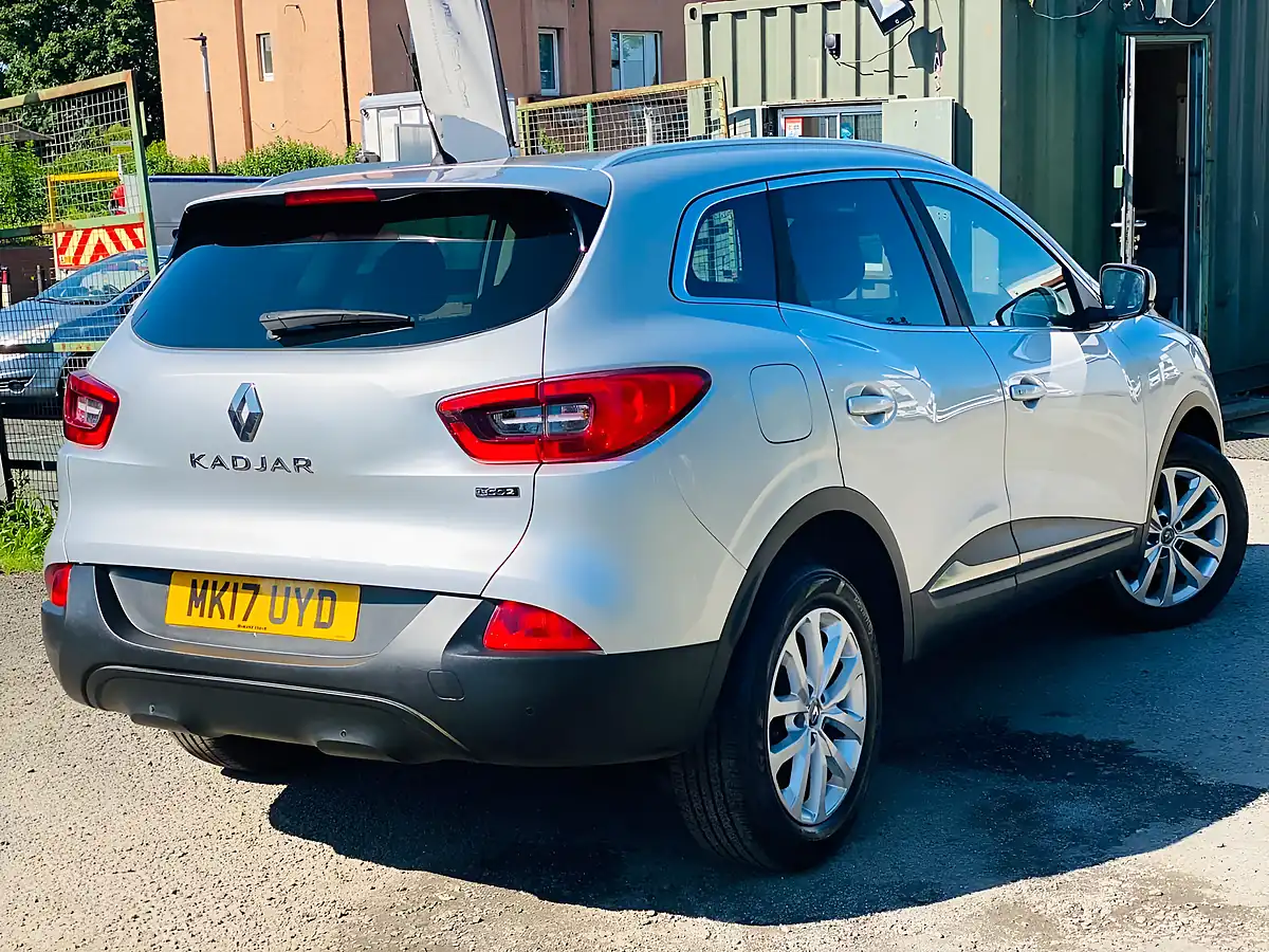 Used 2017 Renault Kadjar Dynamique Nav Silver - Interior and Exterior details 7