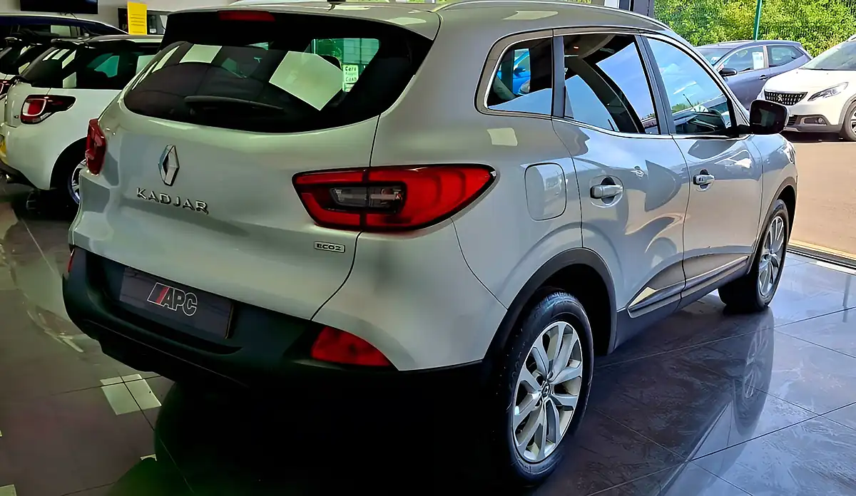 Used 2017 Renault Kadjar Dynamique Nav Silver - Interior and Exterior details 6