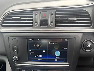 Used 2017 Renault Kadjar Dynamique Nav Titanium Grey - Interior and Exterior details 11