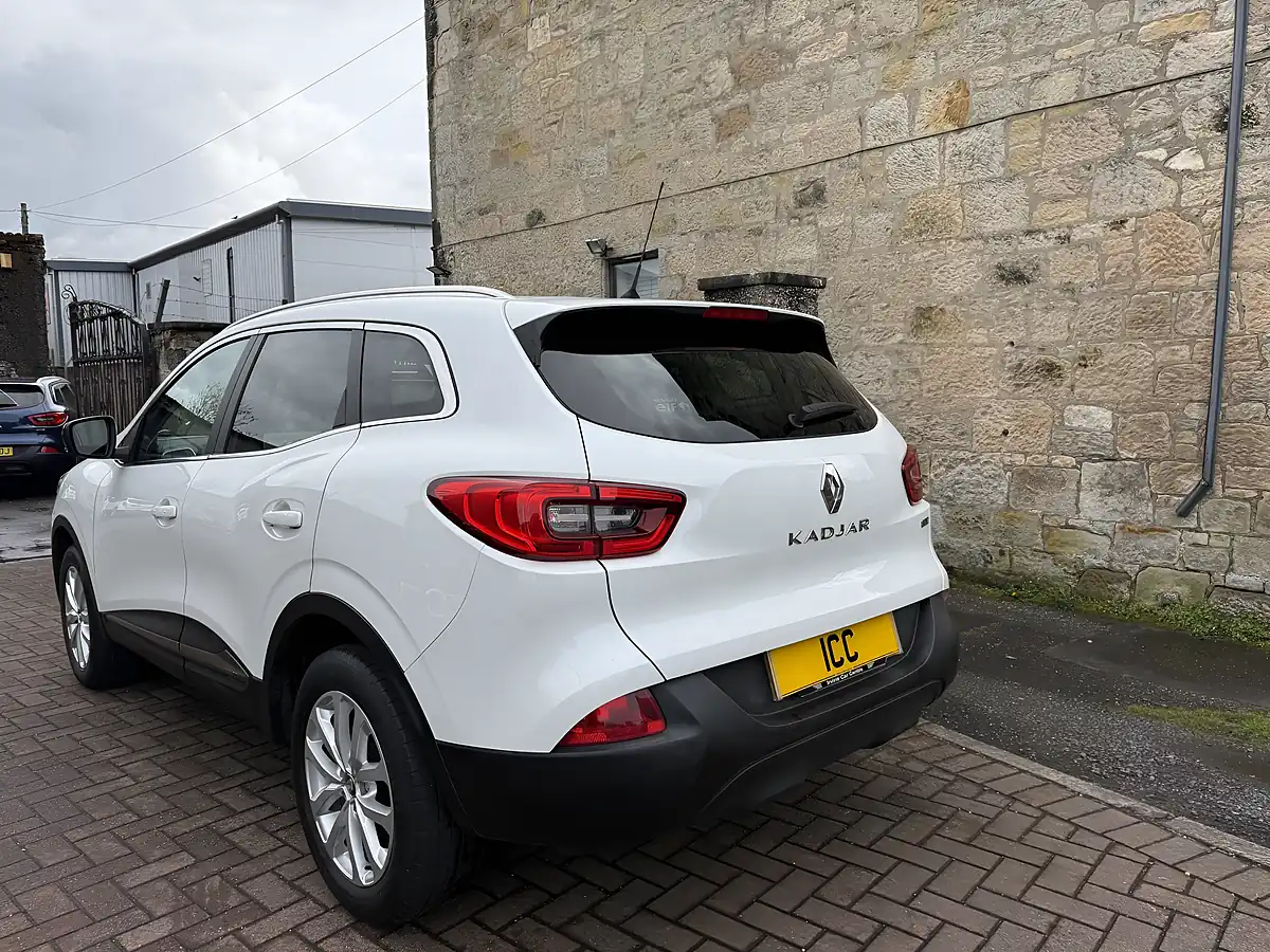 Used 2017 Renault Kadjar Dynamique Nav White - Interior and Exterior details 2