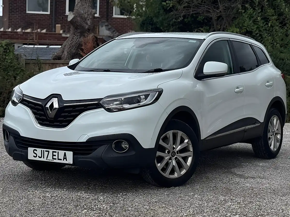 Used 2017 Renault Kadjar Dynamique Nav White - Interior and Exterior details 2
