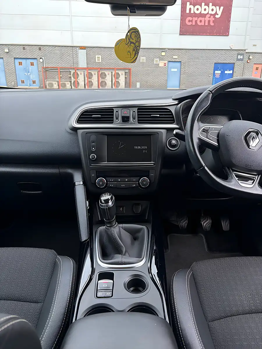 Used 2017 Renault Kadjar Dynamique S Nav Black - Interior and Exterior details 10