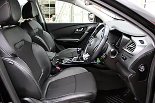 Used 2017 Renault Kadjar Dynamique S Nav Black - Interior and Exterior details 11