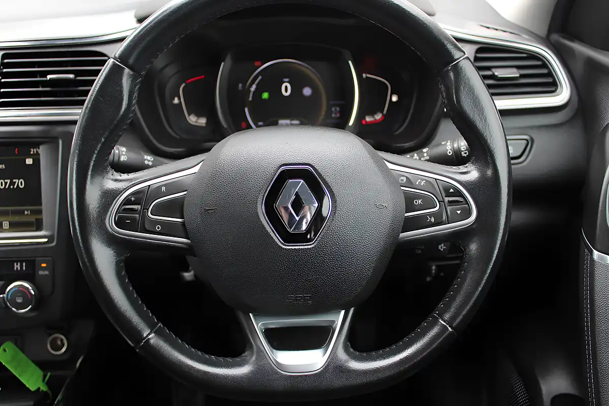 Used 2017 Renault Kadjar Dynamique S Nav Black - Interior and Exterior details 18