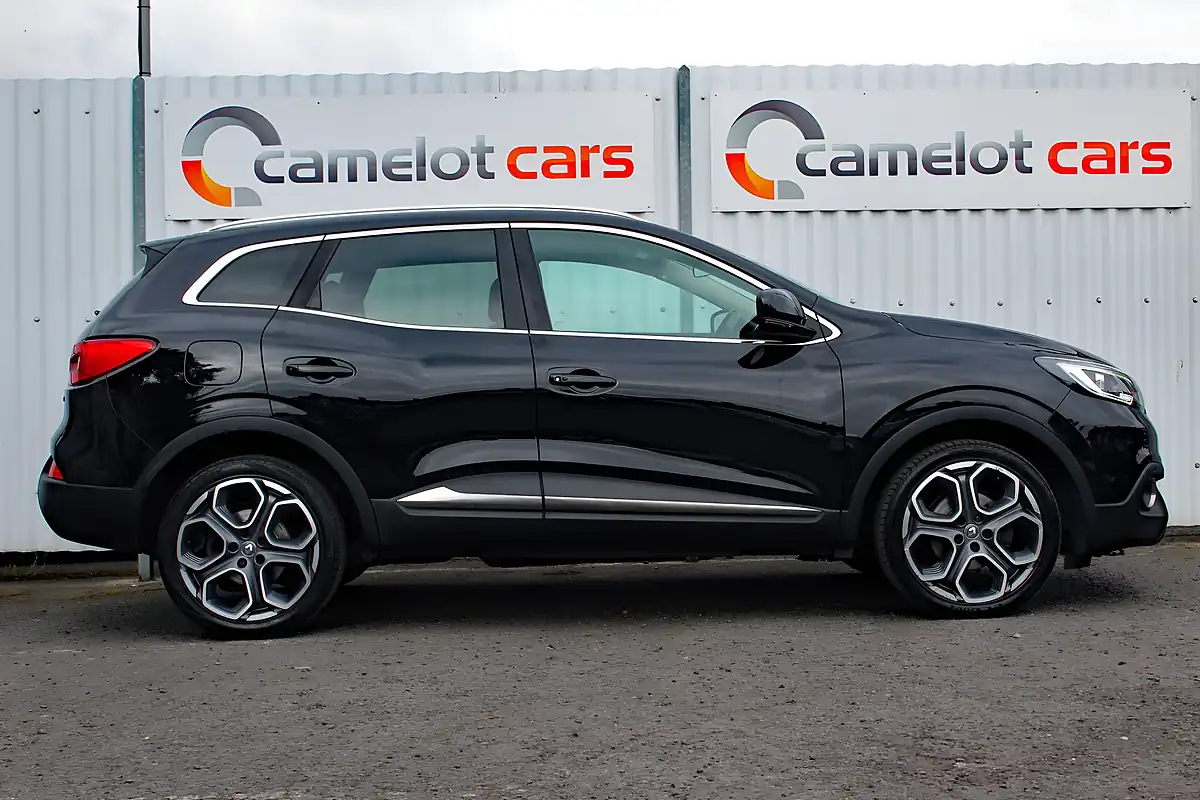 Used 2017 Renault Kadjar Dynamique S Nav Black - Interior and Exterior details 5