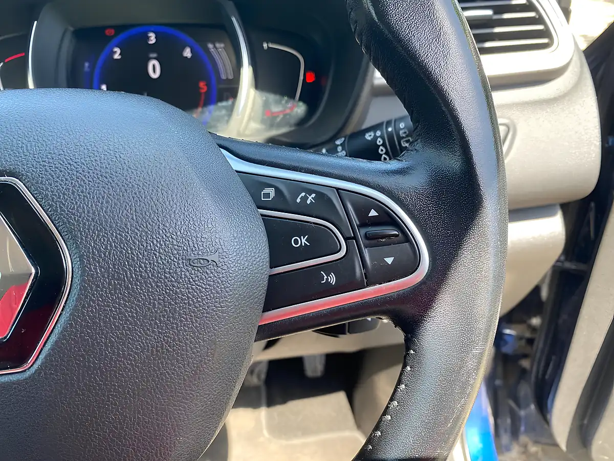 Used 2017 Renault Kadjar Dynamique S Nav Blue - Interior and Exterior details 18