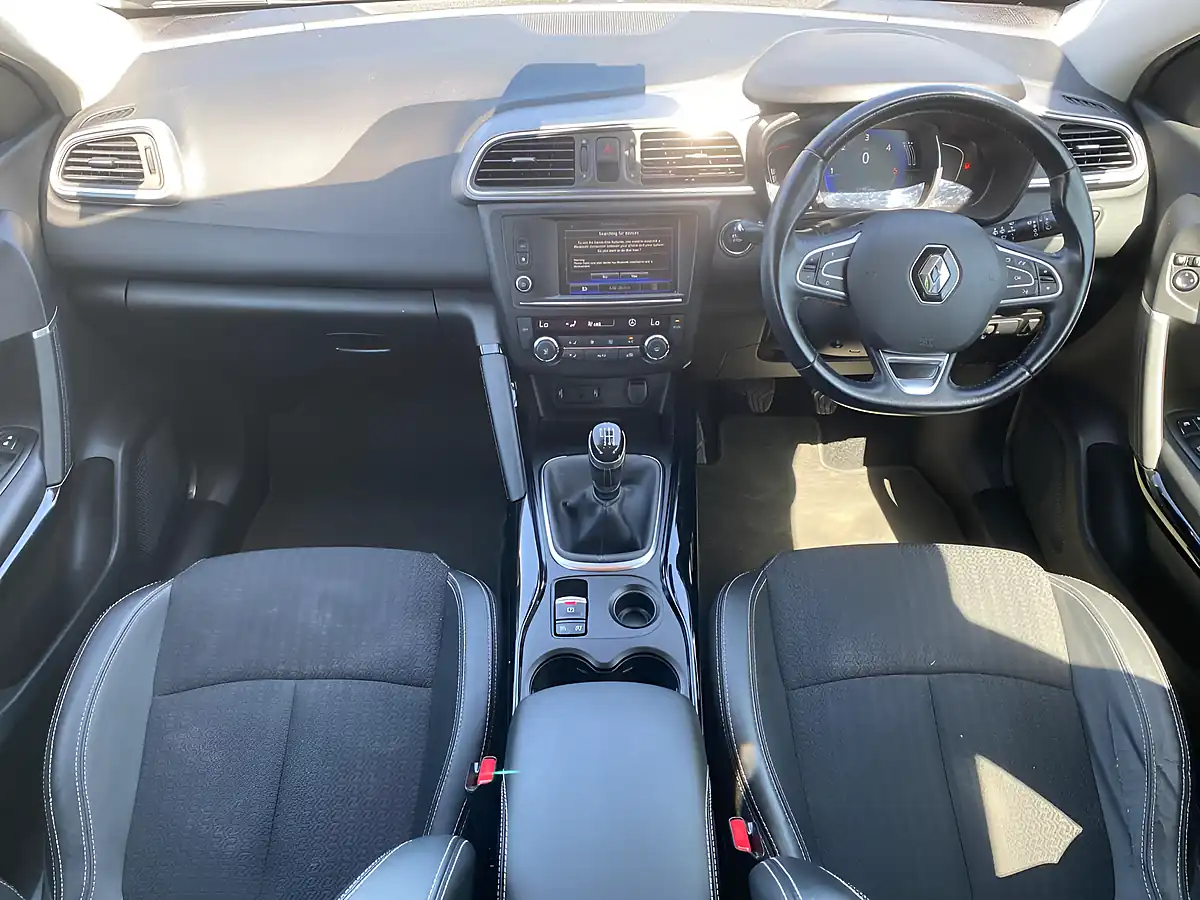 Used 2017 Renault Kadjar Dynamique S Nav Blue - Interior and Exterior details 4