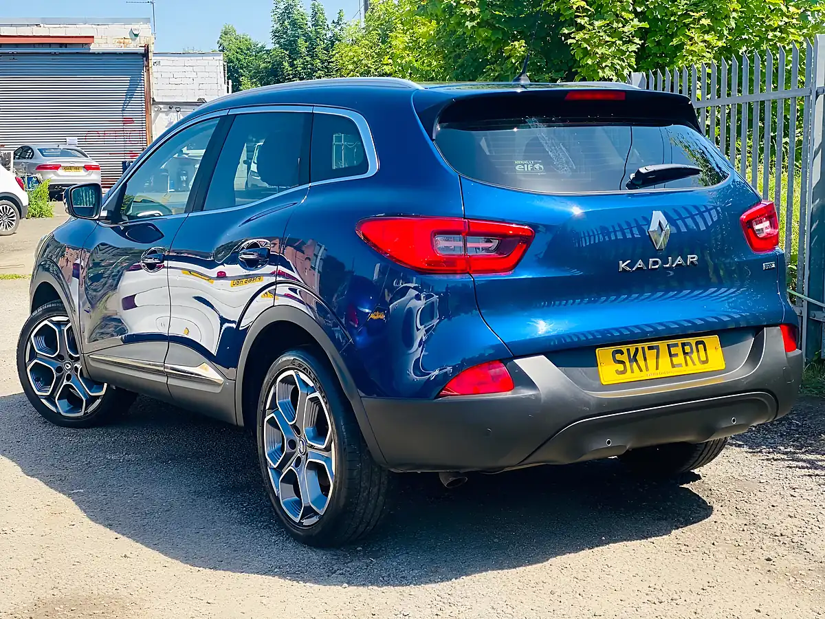 Used 2017 Renault Kadjar Dynamique S Nav Blue - Interior and Exterior details 9
