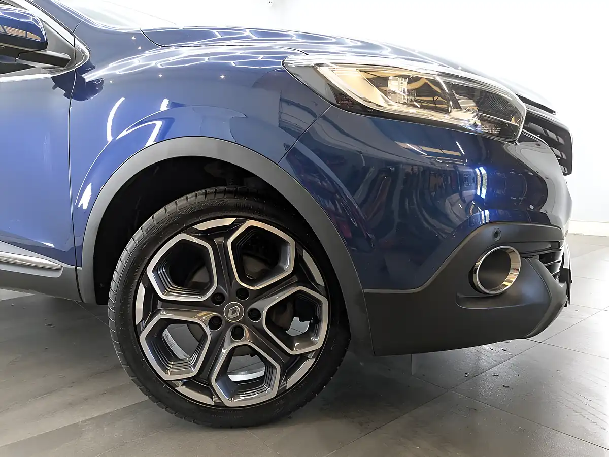 Used 2017 Renault Kadjar Dynamique S Nav Blue - Interior and Exterior details 5