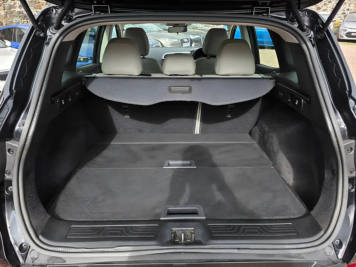 Used 2017 Renault Kadjar Dynamique S Nav Diamond Black - Interior and Exterior details 13
