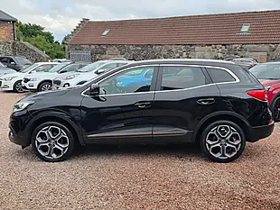 Used 2017 Renault Kadjar Dynamique S Nav Diamond Black - Interior and Exterior details 14