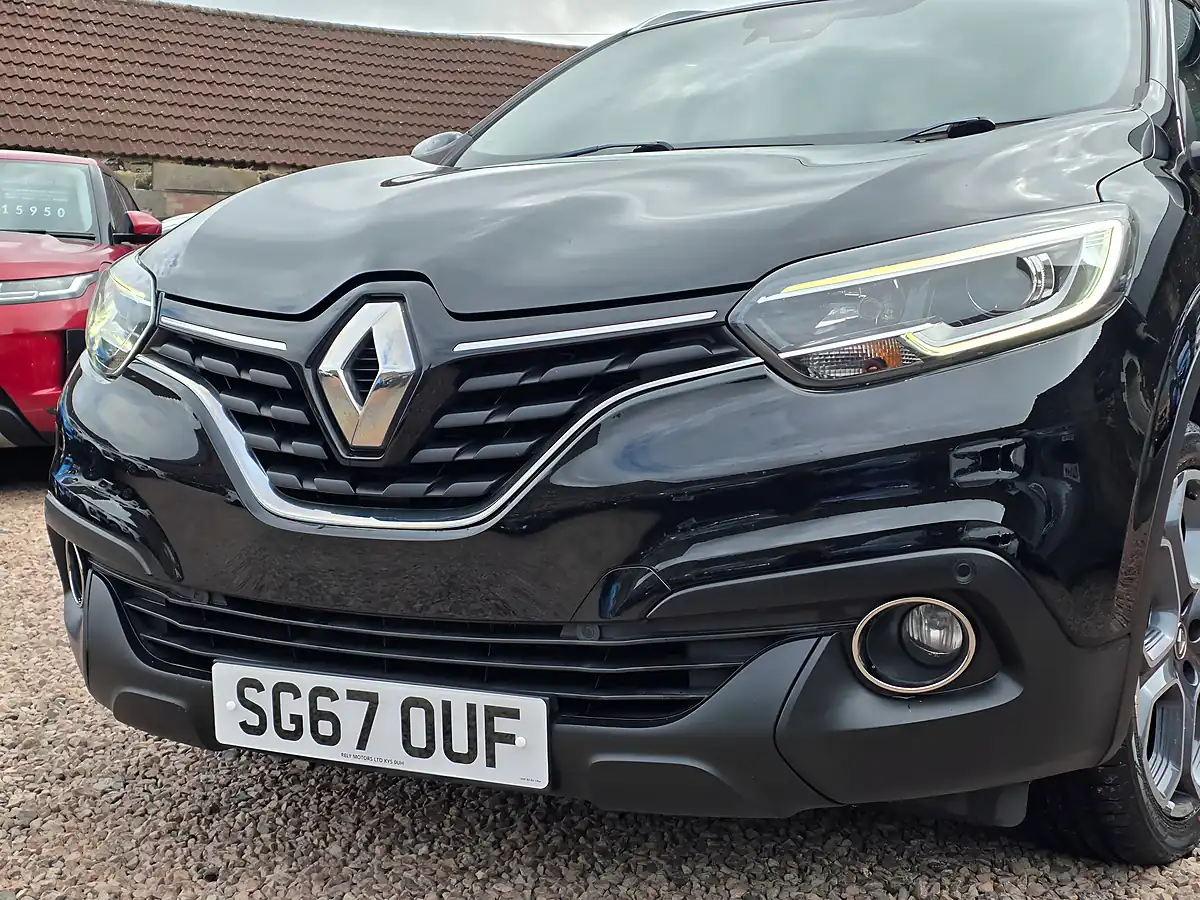Used 2017 Renault Kadjar Dynamique S Nav Diamond Black - Interior and Exterior details 6