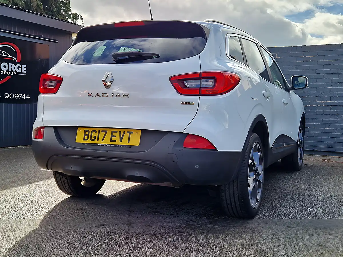 Used 2017 Renault Kadjar Dynamique S Nav Edc White - Interior and Exterior details 13