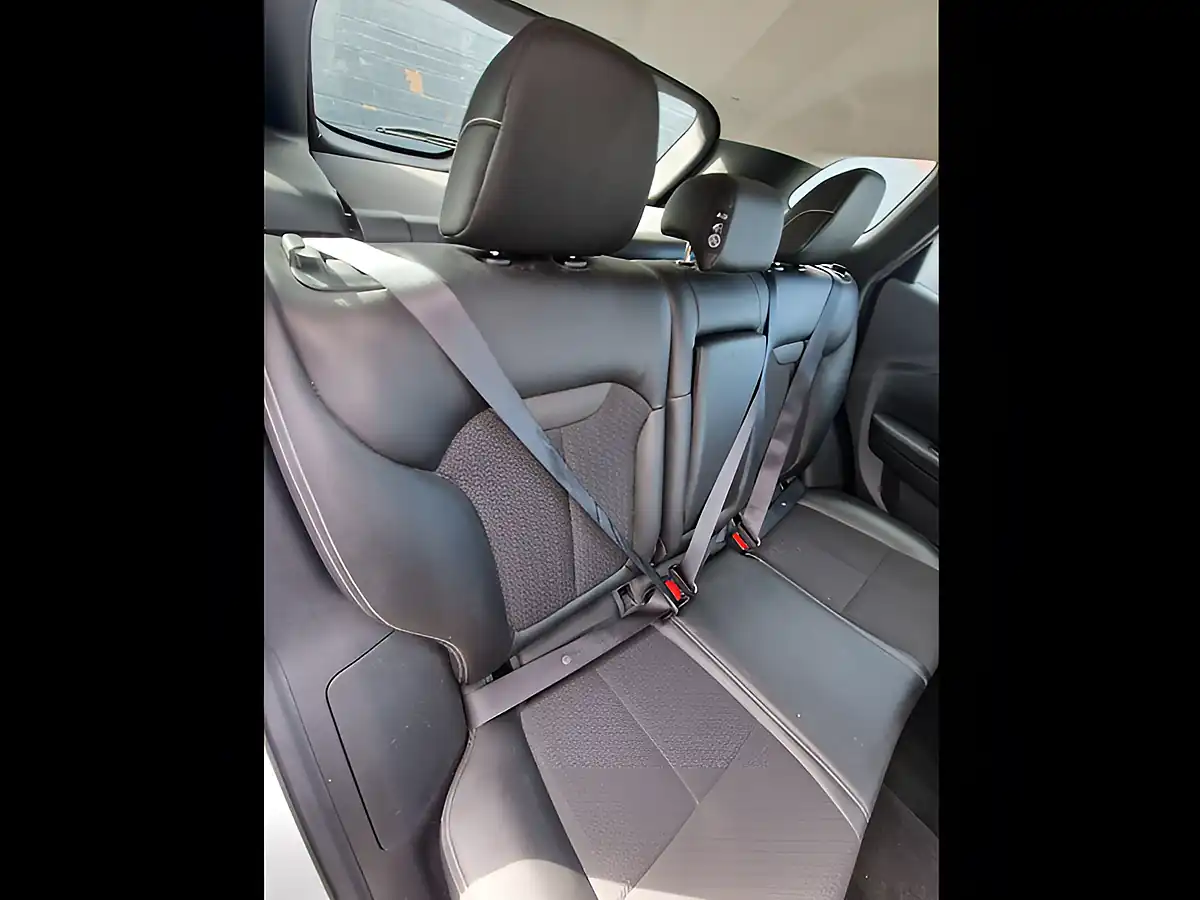 Used 2017 Renault Kadjar Dynamique S Nav Edc White - Interior and Exterior details 15