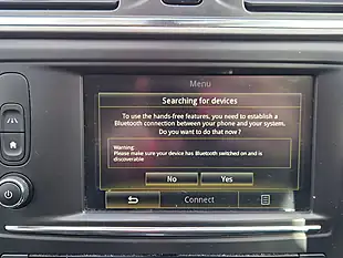 Used 2017 Renault Kadjar Dynamique S Nav Edc White - Interior and Exterior details 19