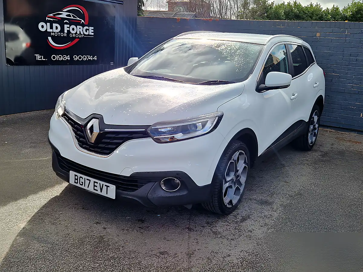 Used 2017 Renault Kadjar Dynamique S Nav Edc White - Interior and Exterior details 5