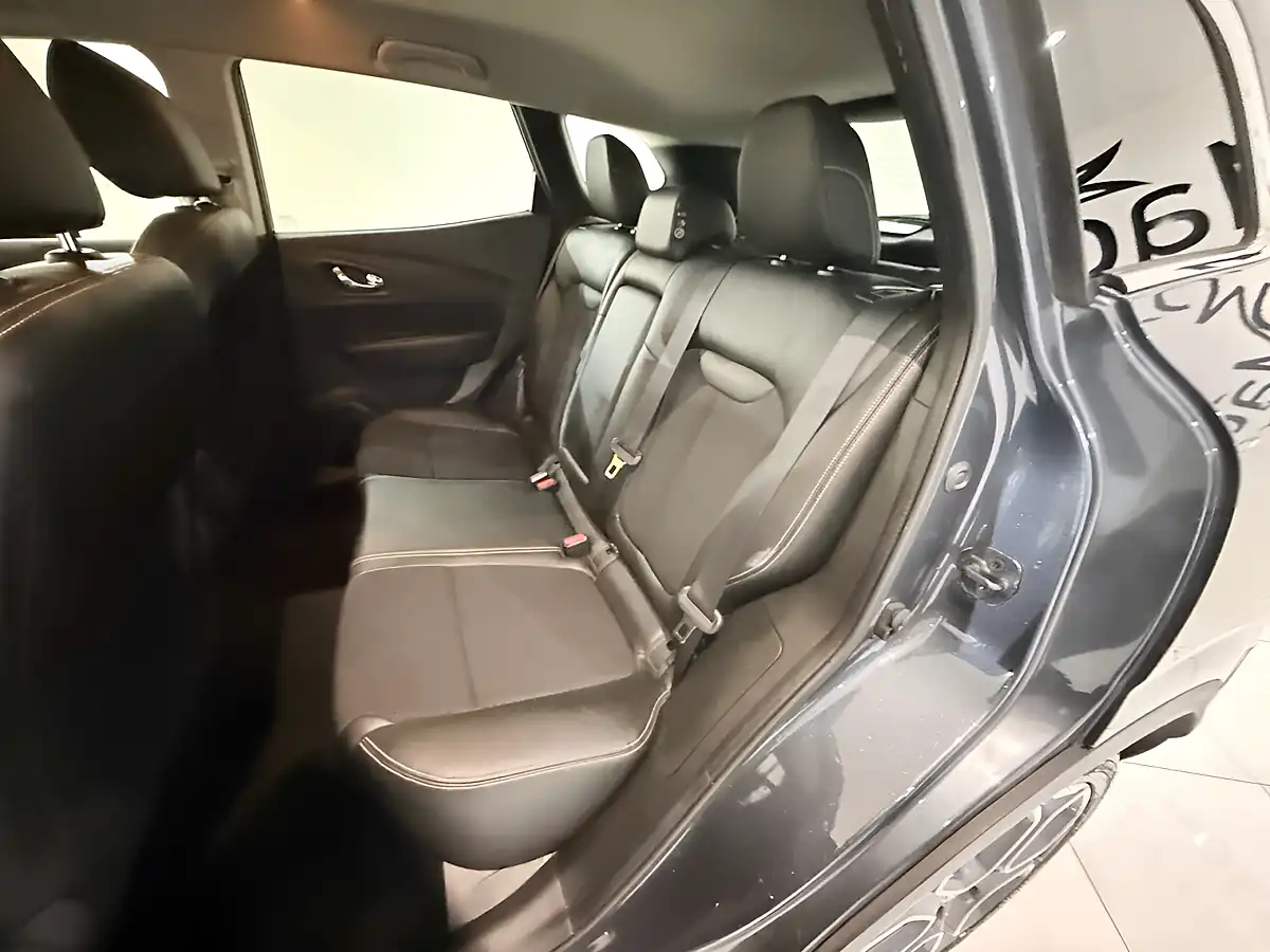 Used 2017 Renault Kadjar Dynamique S Nav Grey - Interior and Exterior details 18