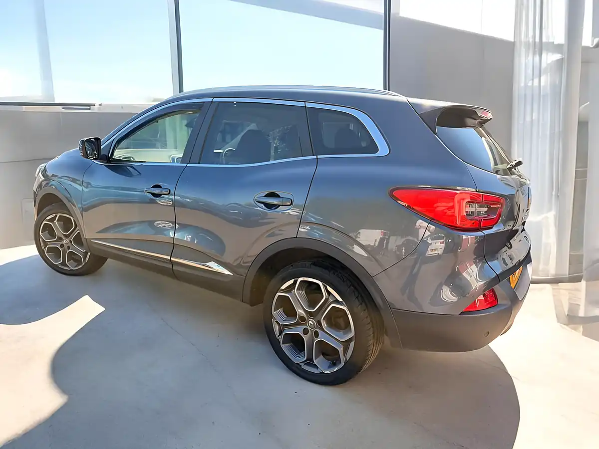 Used 2017 Renault Kadjar Dynamique S Nav Grey - Interior and Exterior details 3