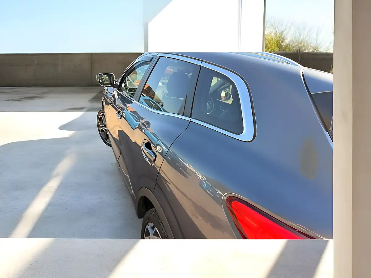 Used 2017 Renault Kadjar Dynamique S Nav Grey - Interior and Exterior details 7