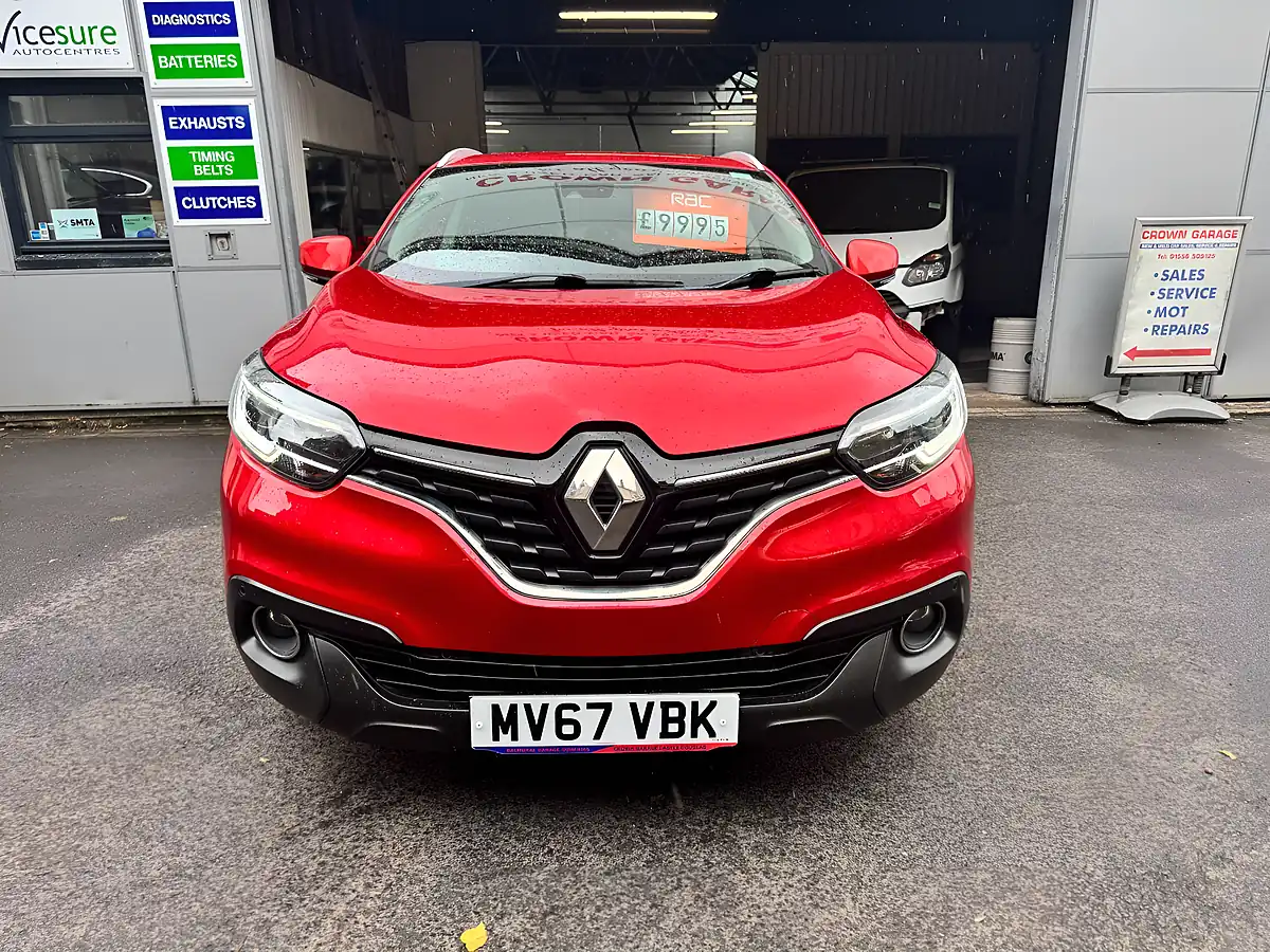 Used 2017 Renault Kadjar Dynamique S Nav Red - Interior and Exterior details 2