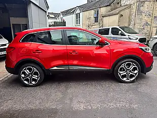 Used 2017 Renault Kadjar Dynamique S Nav Red - Interior and Exterior details 3