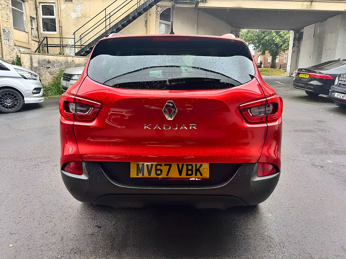 Used 2017 Renault Kadjar Dynamique S Nav Red - Interior and Exterior details 5