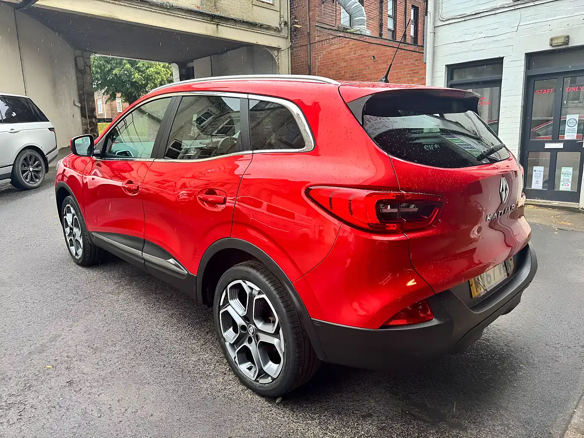 Used 2017 Renault Kadjar Dynamique S Nav Red - Interior and Exterior details 6